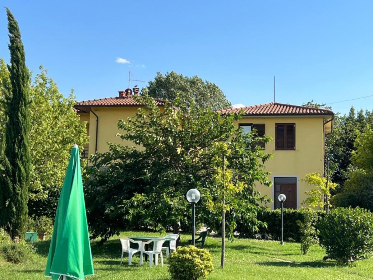 Papa Giuseppe La Cantina Cortona Luaran gambar