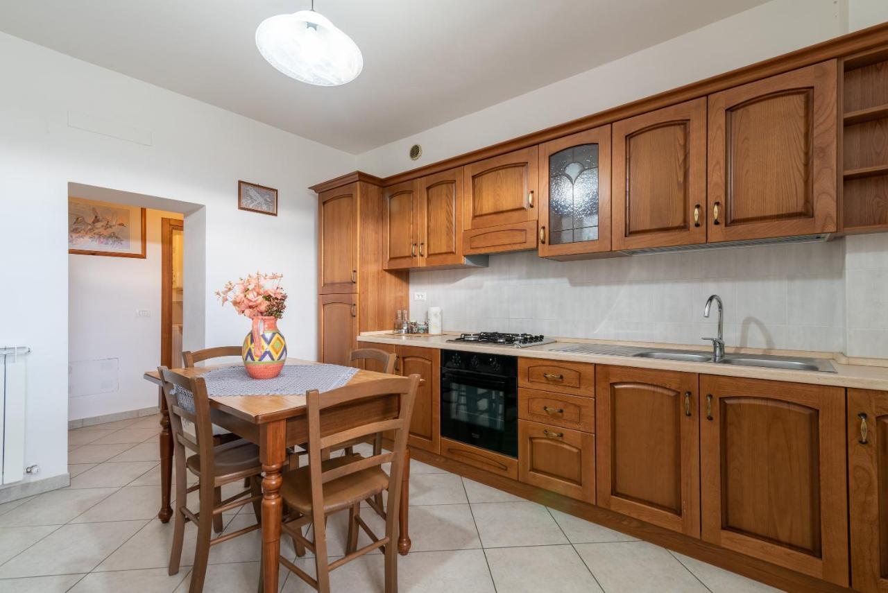 Papa Giuseppe La Cantina Cortona Luaran gambar