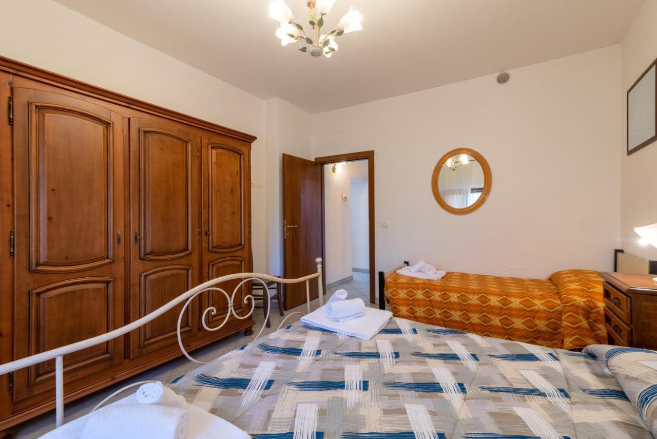 Papa Giuseppe La Cantina Cortona Luaran gambar
